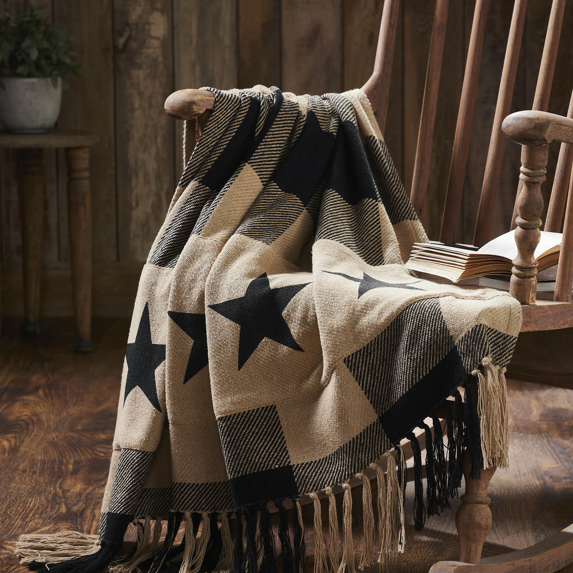 Black Check Star Woven Throw 50x60