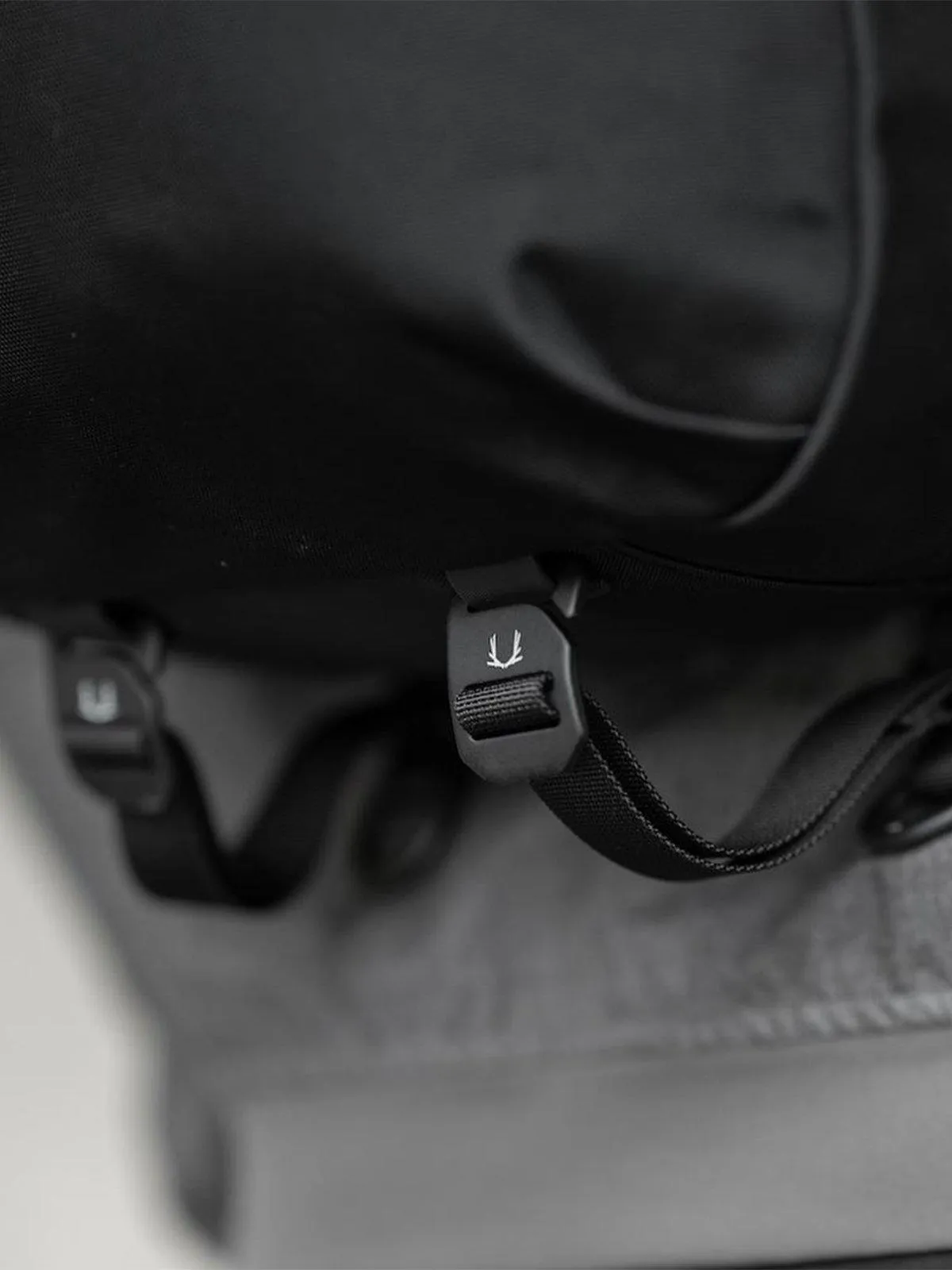 Black Ember Shadow 26 Backpack Black