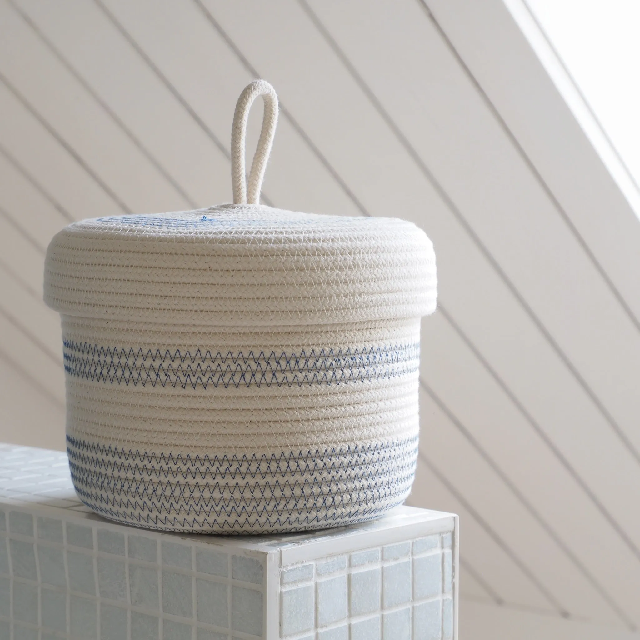 Lidded Basket Blue